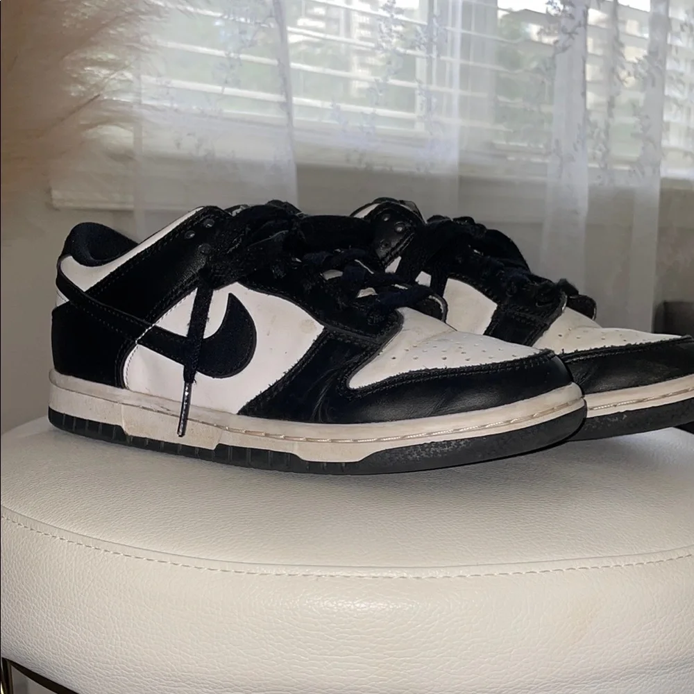 Nike Dunk Low - Picture 1 of 7